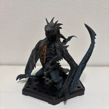 몬스터 헌터 고그마지오스 피규어