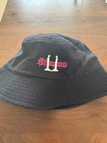 G-DRAGON 도쿄 라이브 모자