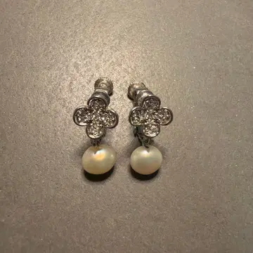 ANTEPRIMA 펄 플라워 귀찌