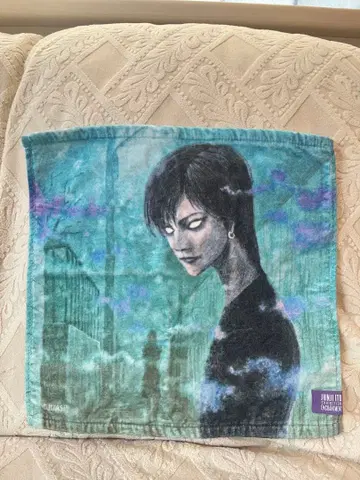 이토 준지 사거리의 미소년 핸드 타월