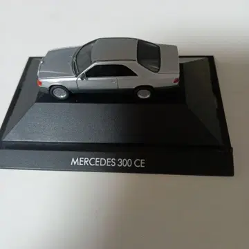 메르세데스 벤츠 300 CE 미니카