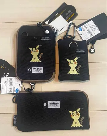 YAKPAC 콜라보 포켓몬 미미큐 야크팩 파우치 지갑