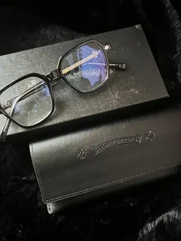 새상품 패션 안경 케이스 포함