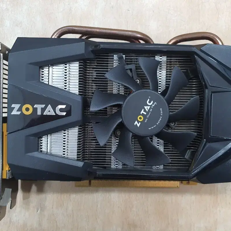 ZOTAC GTX 560 TI 1GB 그래픽카드