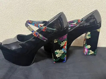 YOSUKE 요스케 펌프스 꽃무늬 금일 한정 가격 인하