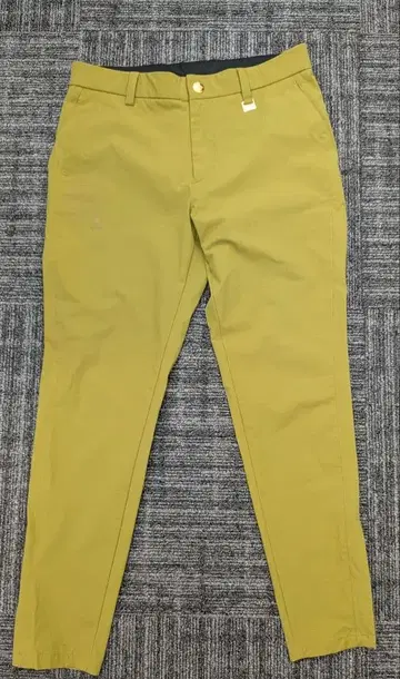 마크앤로나 골프 팬츠