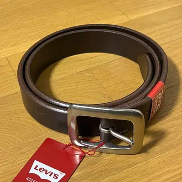 Levi's 브라운 가죽 벨트 미사용