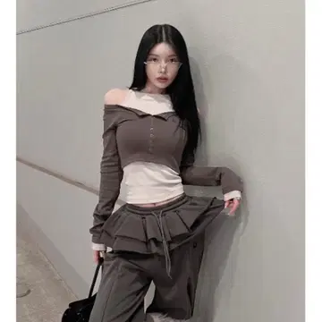 Darich 다리치 오프숄더 레이어드 리브 상의