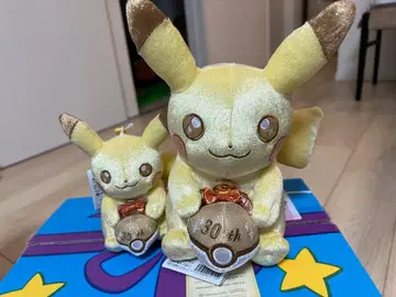 반짝반짝! 피카츄 30주년 기념 봉제 인형 & 마스코트