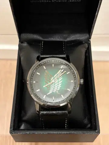 가동품 [ 진격의 거인 더 리얼 ] 공식 손목시계