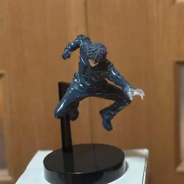 SAKAMOTODAYS 피규어 4개 세트 상자 없음