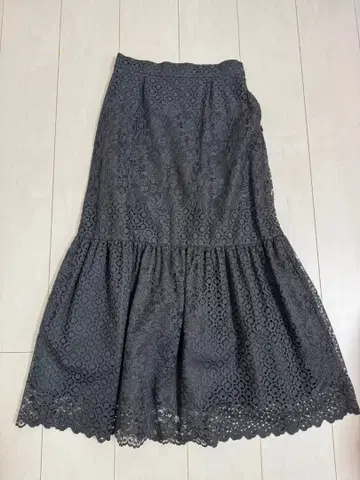 LaTotalite 레이스 플레어 롱 스커트