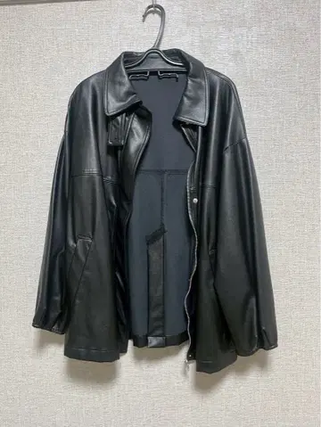 블랙 레더 자켓 오버 사이즈