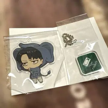 진격의 거인 토부 동물공원 콜라보 아크릴 스탠드 키링 리바이