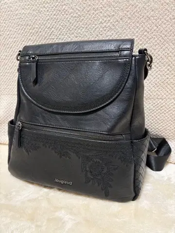 Desigual 데시구알 꽃무늬 가죽풍 백팩 가방 백팩