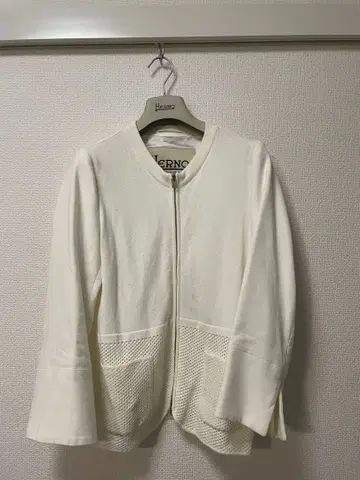 HERNO 노카라 자켓 화이트