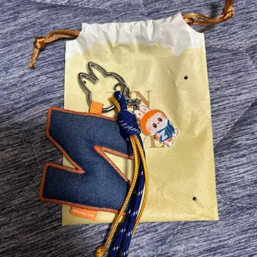 z형 키링 캐릭터 포함. 라부후, 라부부