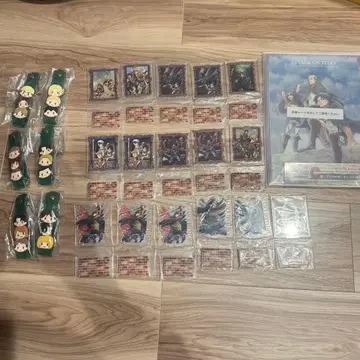 진격의 거인 제일복권 아크릴 스탠드와 키링 세트