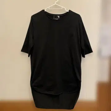 ATON 라운드 헴 T셔츠 블랙 M