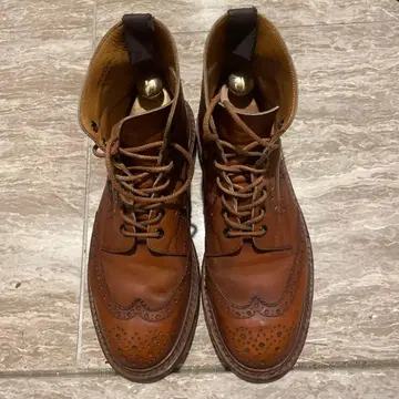 트리커스 몰튼 UK 사이즈 9