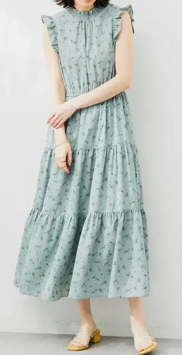 ELENCARE DUE 엘렌카레듀에 플라워 티어드 원피스 새상품급