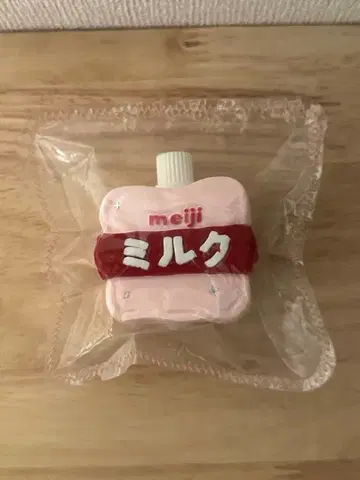 kikisquishy 키키 M 딸기 밀크 meiji 스퀴즈