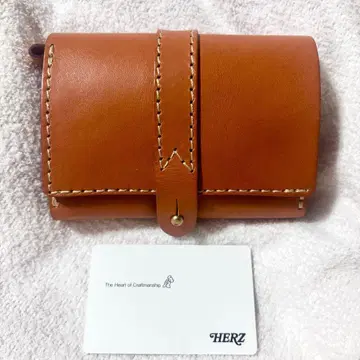 HERZ 오메카시 지갑 카멜