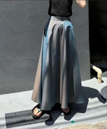 feepur 편광 볼륨 플레어 스커트 M