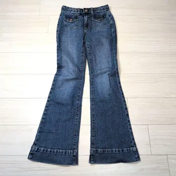 GAP 하이라이즈 브레이드 '70s 플레어 데님