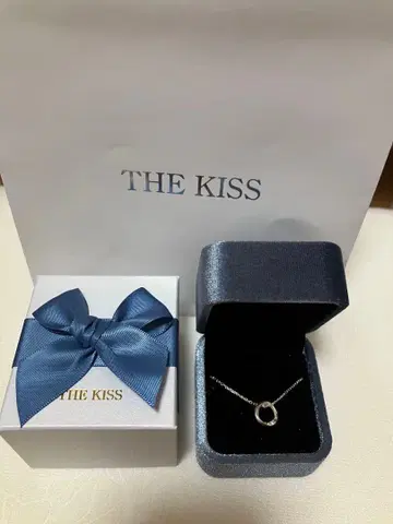 THE KISS 반지형 펜던트 목걸이