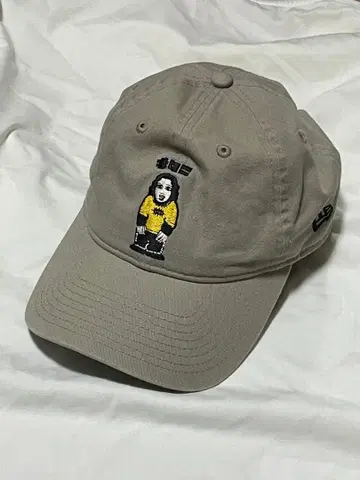 키타니 타츠야 New Era 9TWENTY 베이지 캡