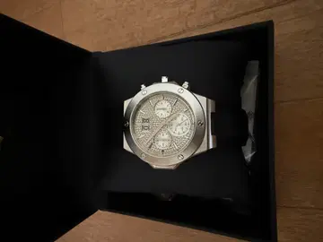 AVALANCHE CRYSTAL CARTER 크로노그래프 시계