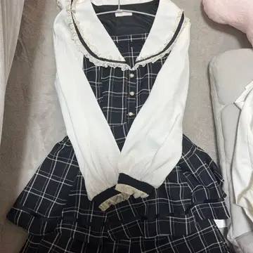 LIZ LISA 체크 무늬 셋업 리본 없음