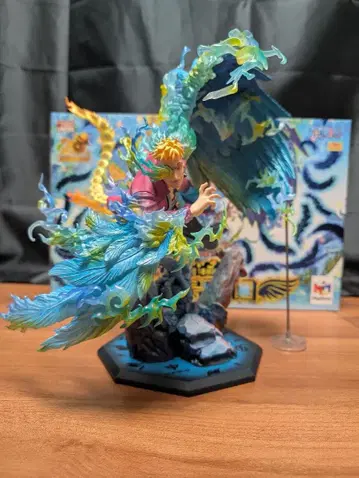 원피스 POP MAXIMUM 흰 수염 해적단 1번대 대장 불사조 마르코