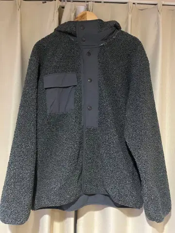 GU ENGINEERED GARMENTS 보아 플리스 스냅 후드티