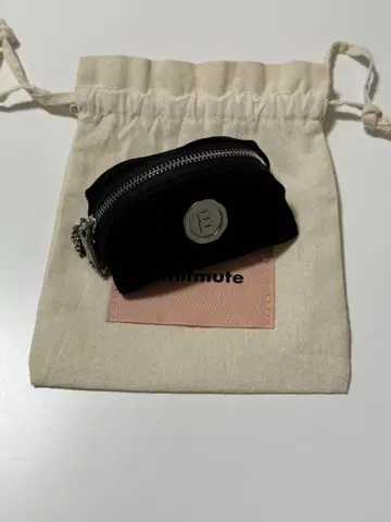 [ 한정판 가격 인하 ] minitmute 블랙 벨벳 코인 케이스