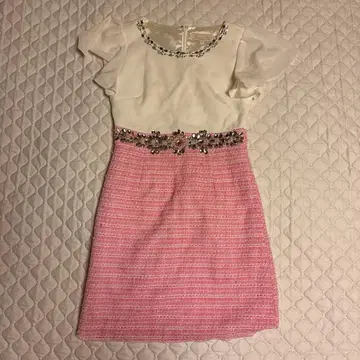 에밀리아 위즈 원피스 비쥬 핑크