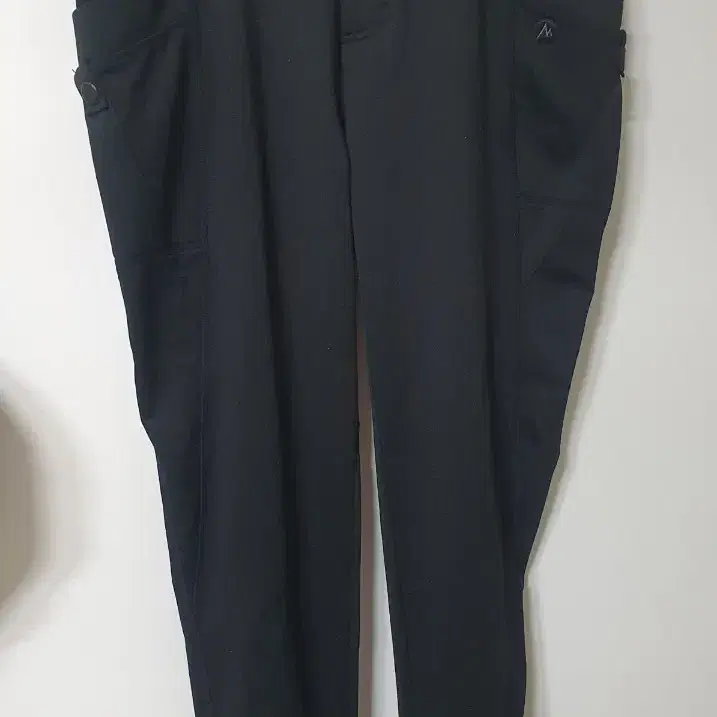 マーモット登山女性パンツ