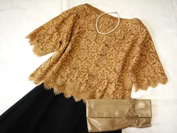 ADORE 아도어 플라워 전체 레이스 블라우스 사이즈 38 루즈한 사이즈