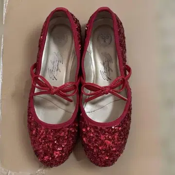 YOSUKE 요스케 스팽글 펌프스 파티