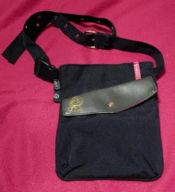 도라에몽 웨스트 파우치 블랙