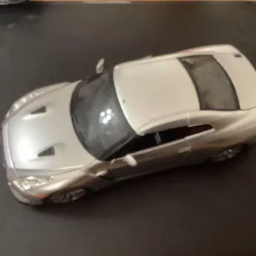 Jada toys 스카이라인 R35 와일드 스피드 브라이언 모델