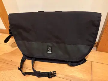 CHROME 크롬 BURAN III 메신저 백 방수 24L 블랙