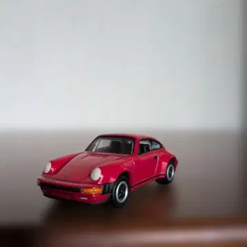 조니 라이트닝 포르쉐 911