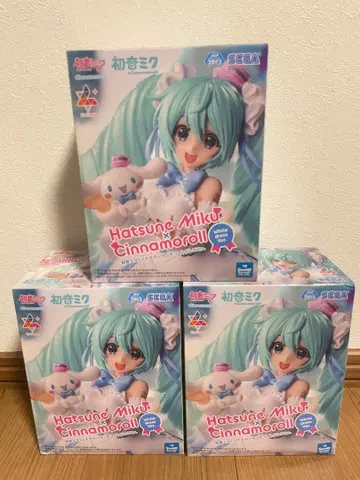 하츠네 미쿠 x 시나모롤 화이트 드레스 Ver. 피규어 3세트