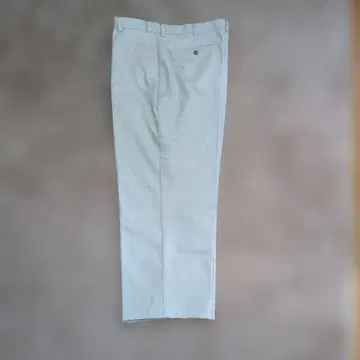 라이트 베이지 치노 팬츠