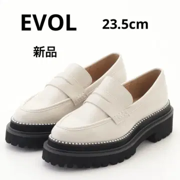 [ 새상품 ] EVOL 스터드 코바 트랙 밑창 로퍼 통굽 신발 아이보리