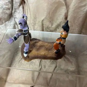 드래곤볼 손오공 기뉴 피규어