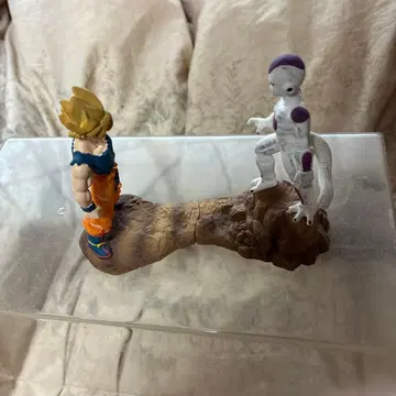 드래곤볼 손오공 프리저 피규어