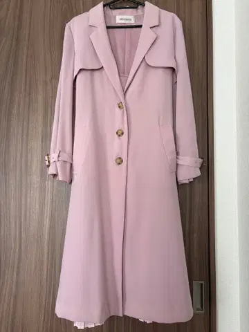 미슈마슈 핑크 플리츠 롱 코트